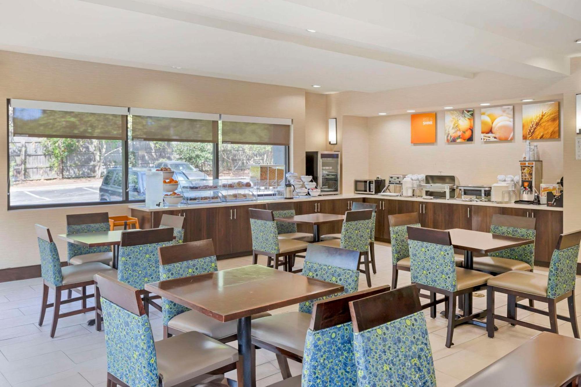 Comfort Suites Columbia Northeast - Fort Jackson Ngoại thất bức ảnh