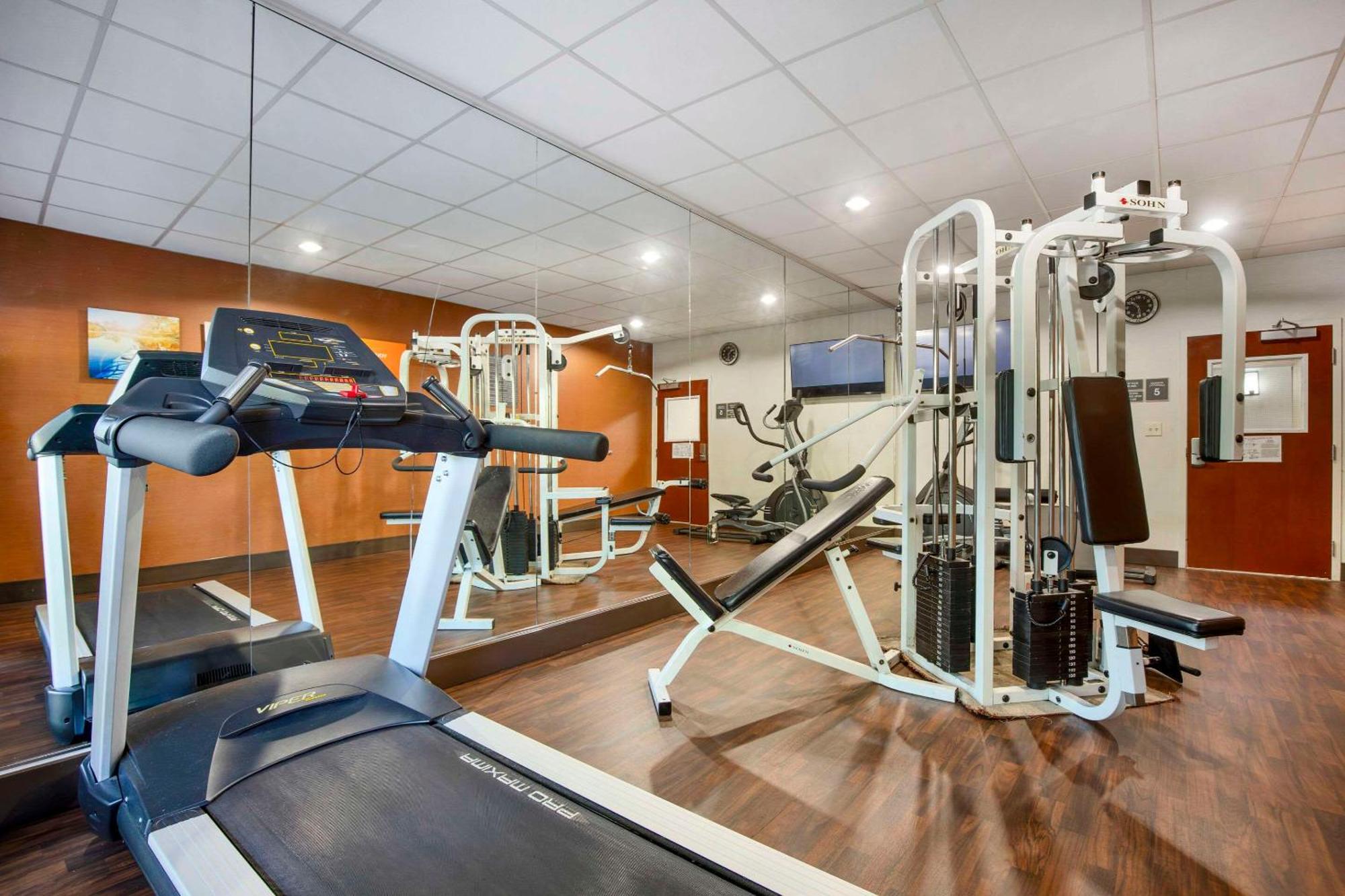 Comfort Suites Columbia Northeast - Fort Jackson Ngoại thất bức ảnh