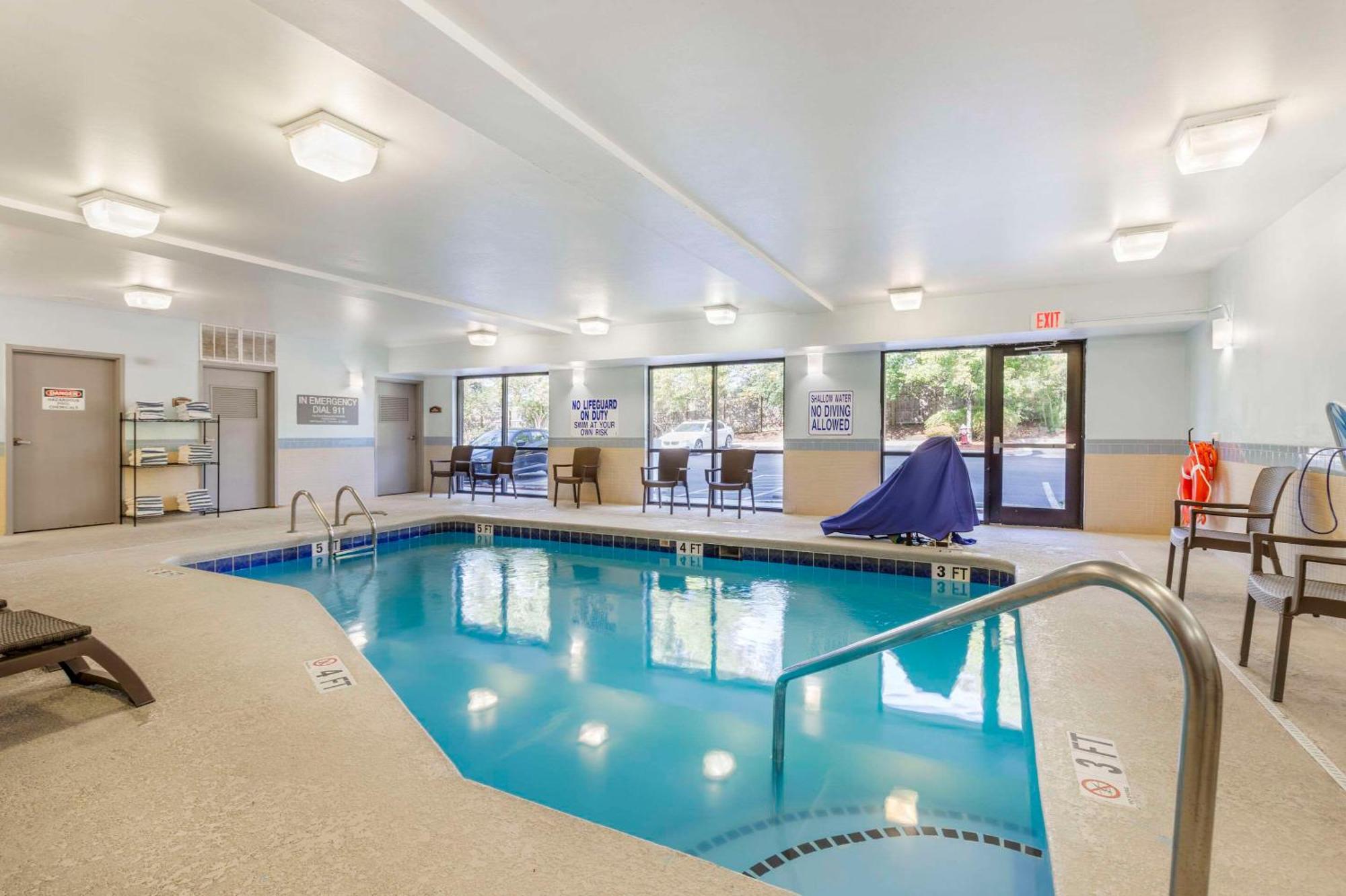 Comfort Suites Columbia Northeast - Fort Jackson Ngoại thất bức ảnh